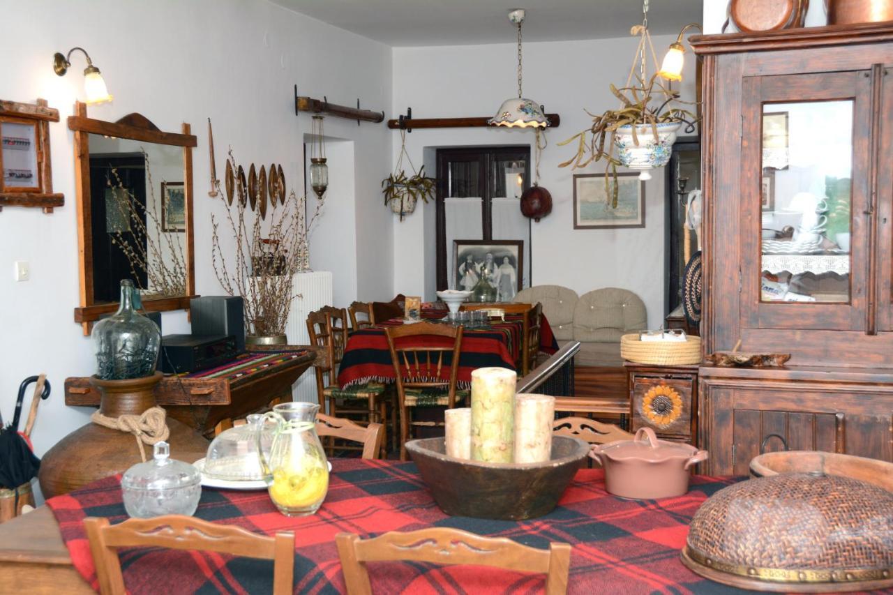 Giorgos' & Noula'S Cottage In Desfina Village- Near Delphi المظهر الخارجي الصورة