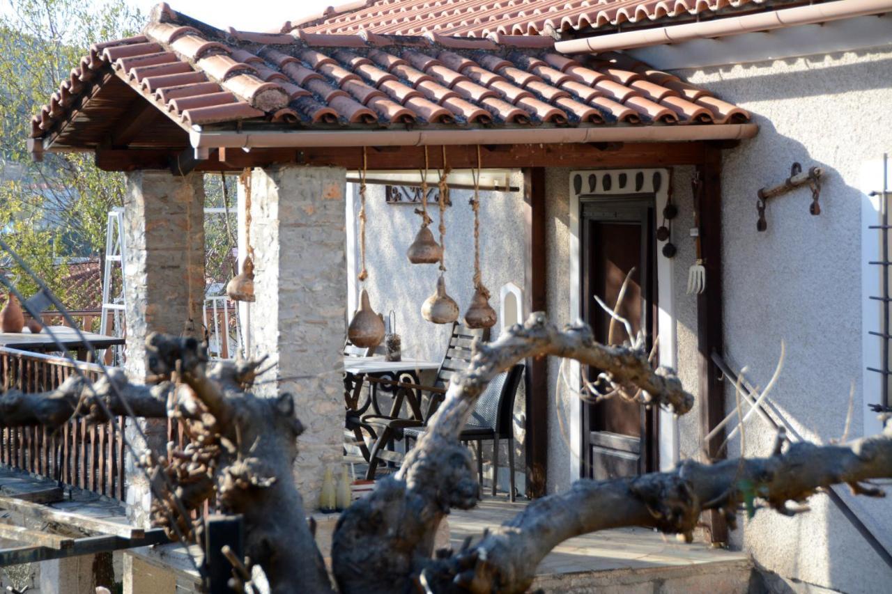 Giorgos' & Noula'S Cottage In Desfina Village- Near Delphi المظهر الخارجي الصورة