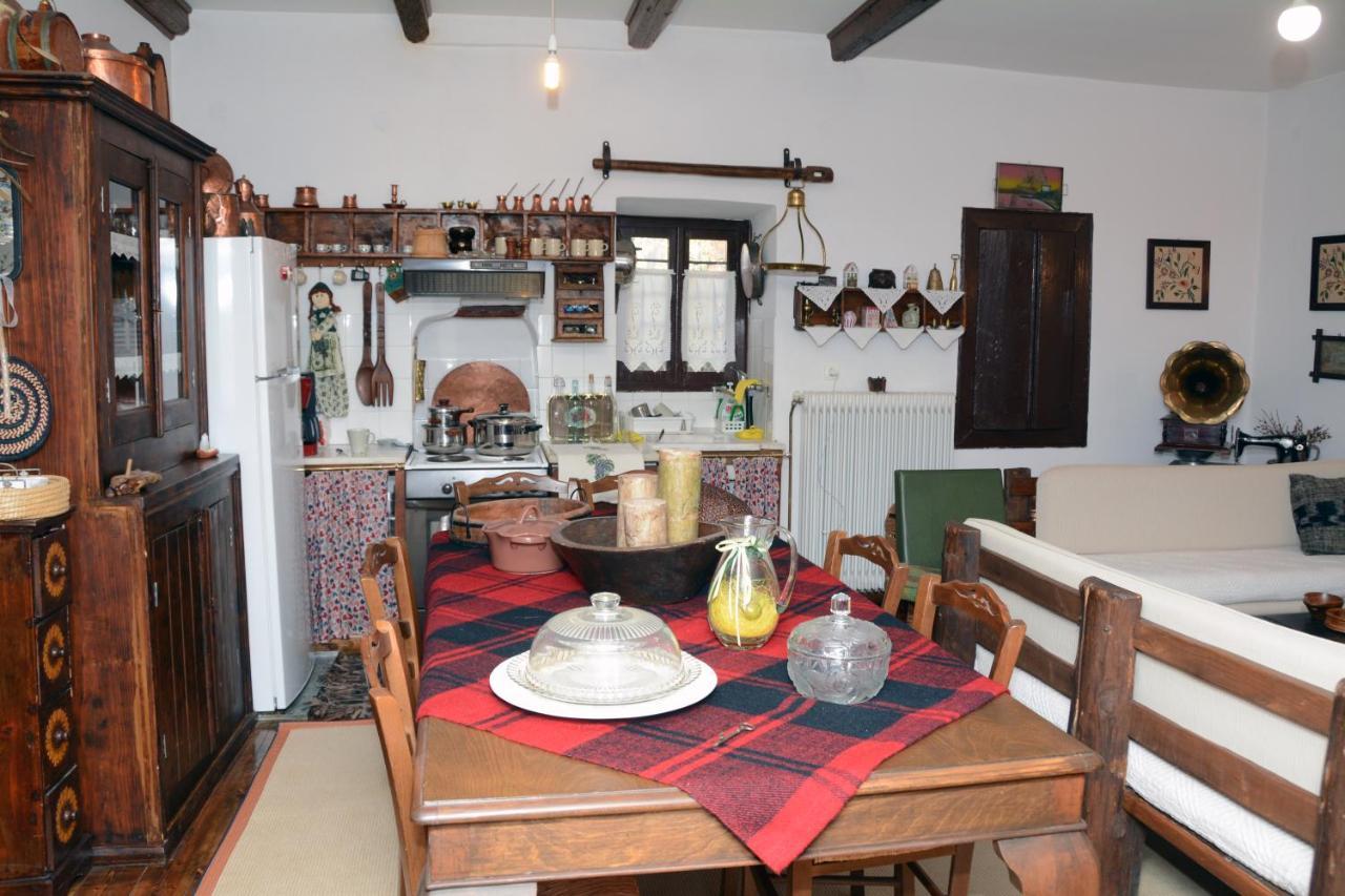 Giorgos' & Noula'S Cottage In Desfina Village- Near Delphi المظهر الخارجي الصورة
